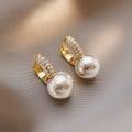 PENDIENTES DE PERLAS CON STRASS