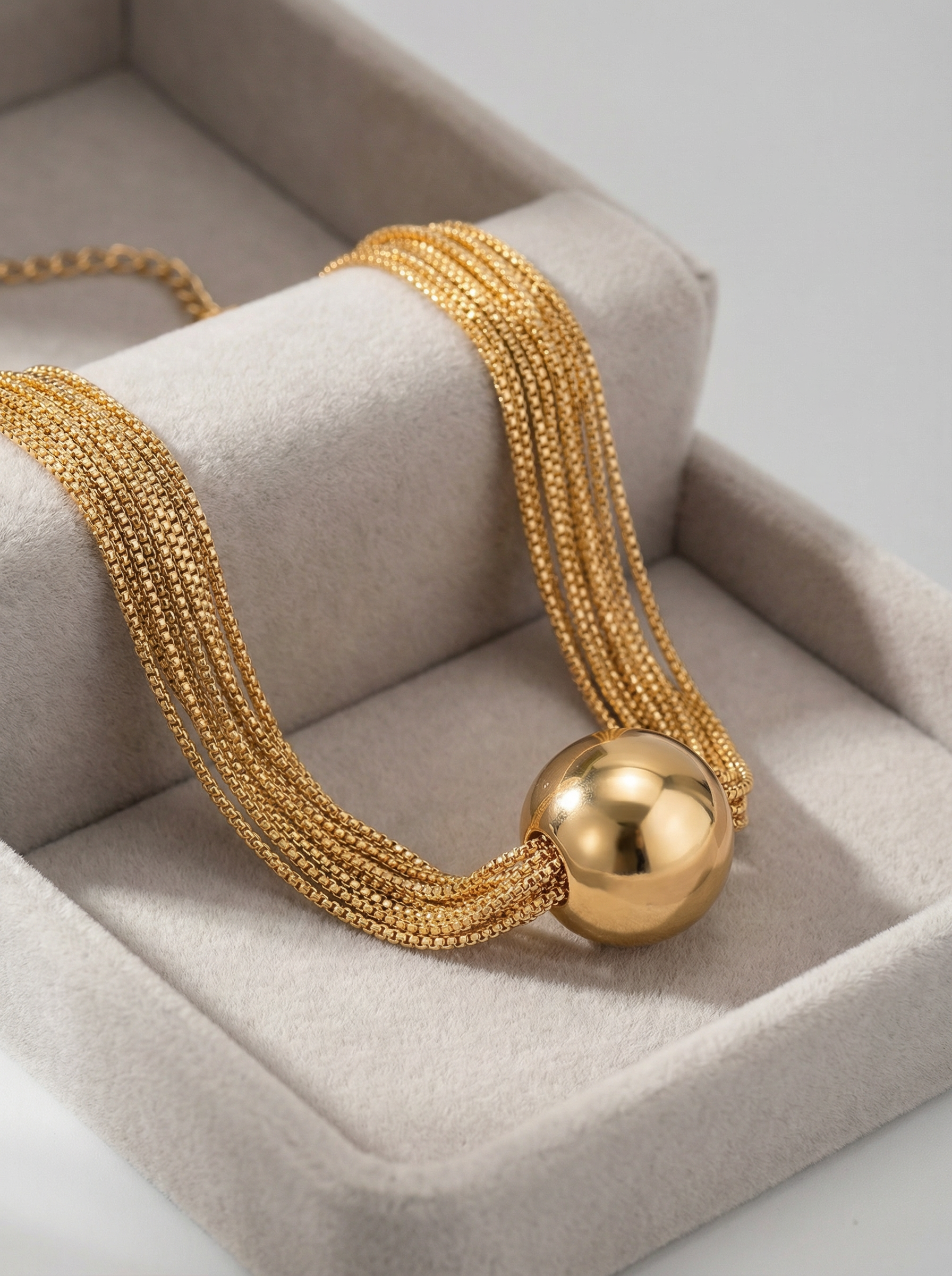 COLLAR VINTAGE CON COLGANTE DE BOLAS MULTICOLORIDAS EN ORO