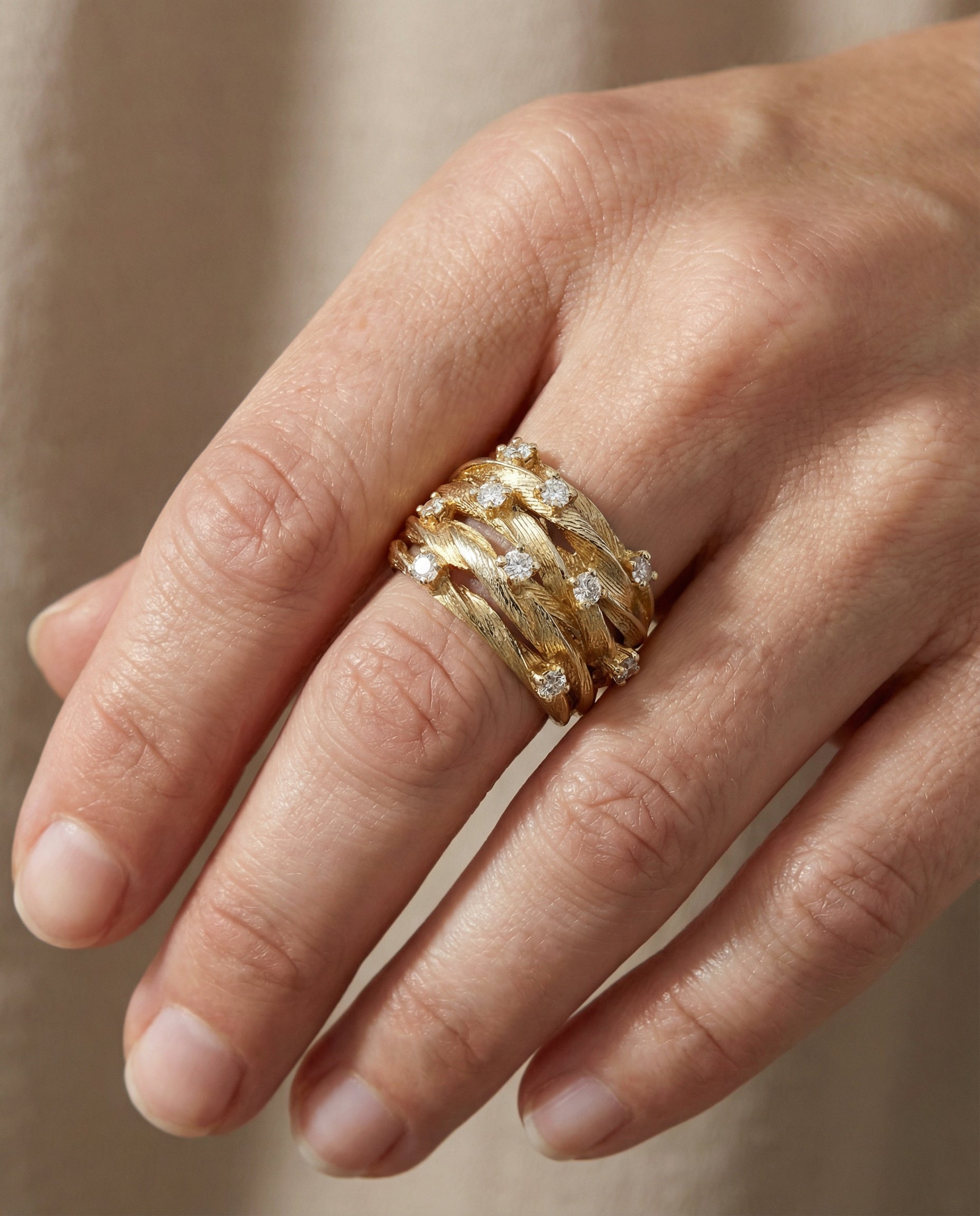 ANILLO VINTAGE DORADO